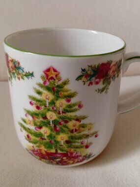 ROYAL ALBERT Old Country Roses 'Holiday Classics Collection' Ceramic Tea Cup